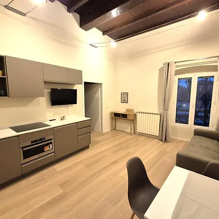 Ripetta Views Luxury And Habitación en casa particular
